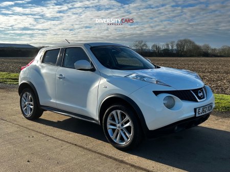 NISSAN JUKE 1.6 Tekna CVT Euro 5 5dr